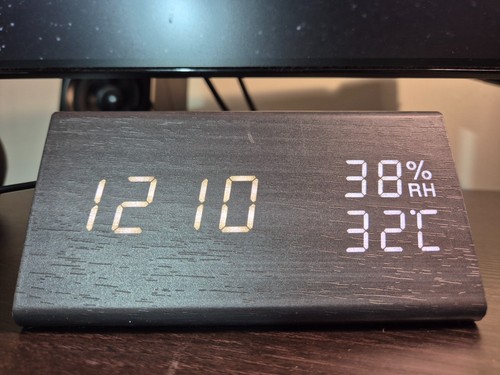 Digital led alarm clock - digital, wood